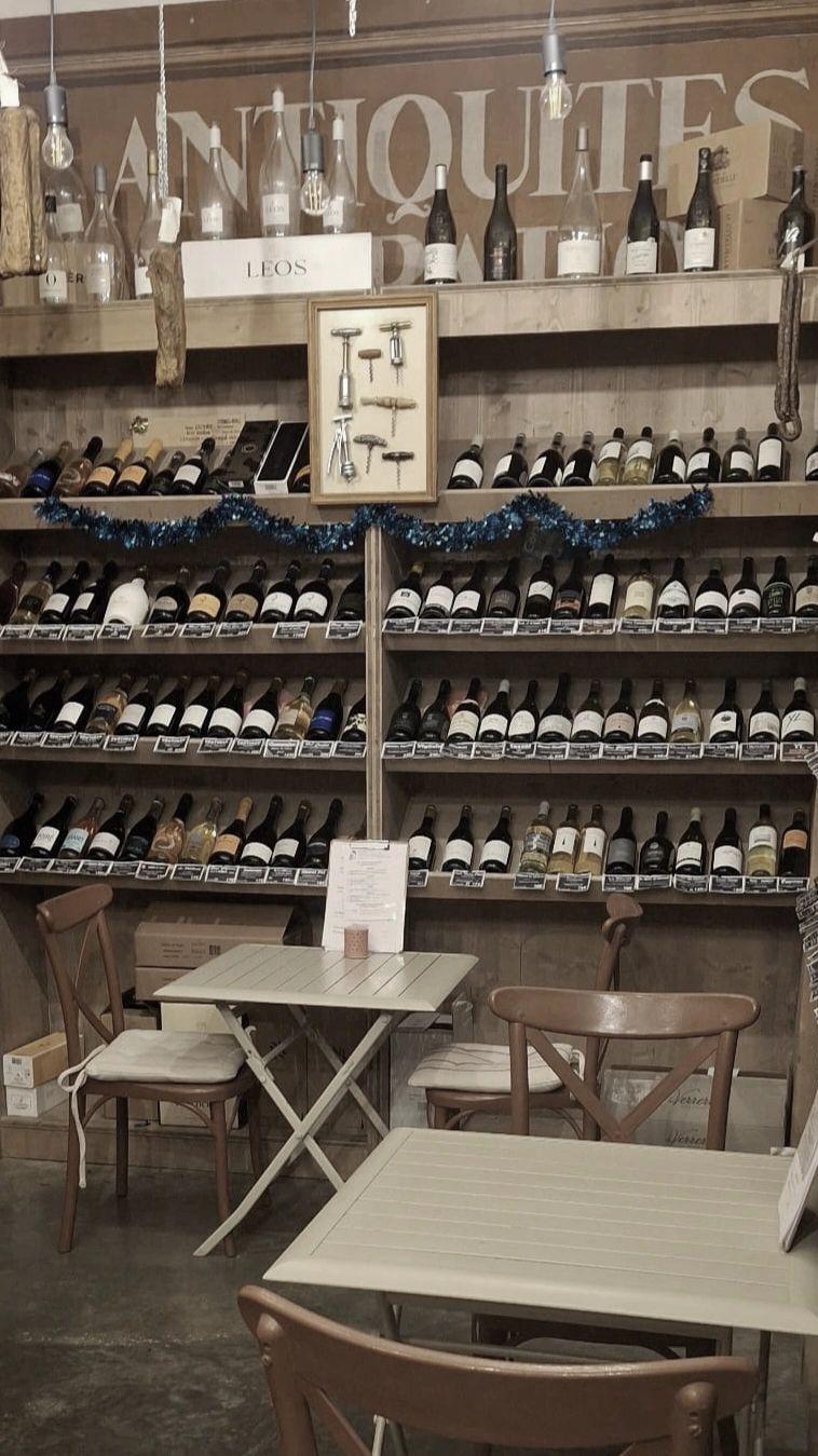 Une boutique de vin - Caviste en ligne